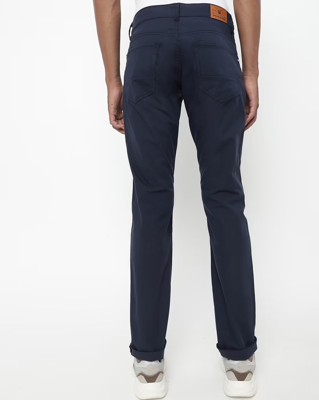 SPORTS 52 WEAR Men's Refined Casual Trousers – Seamless Day-to-Night Versatility