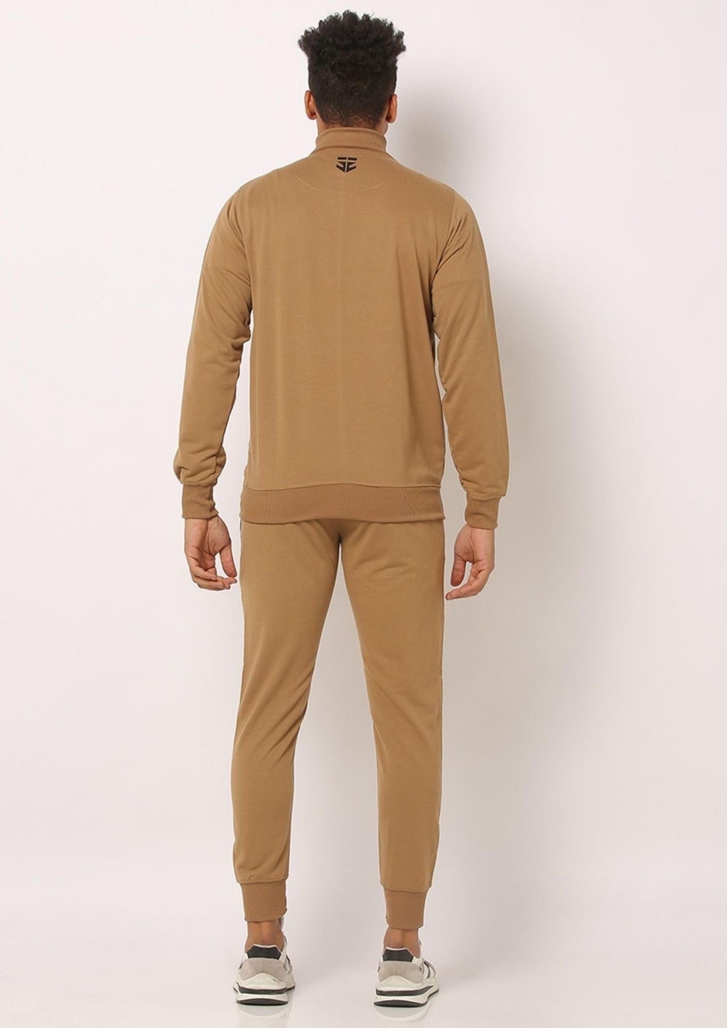 SPORTS 52 WEAR Men's Coordinating Premium Tracksuit – Cohesive Style & Supreme Ease