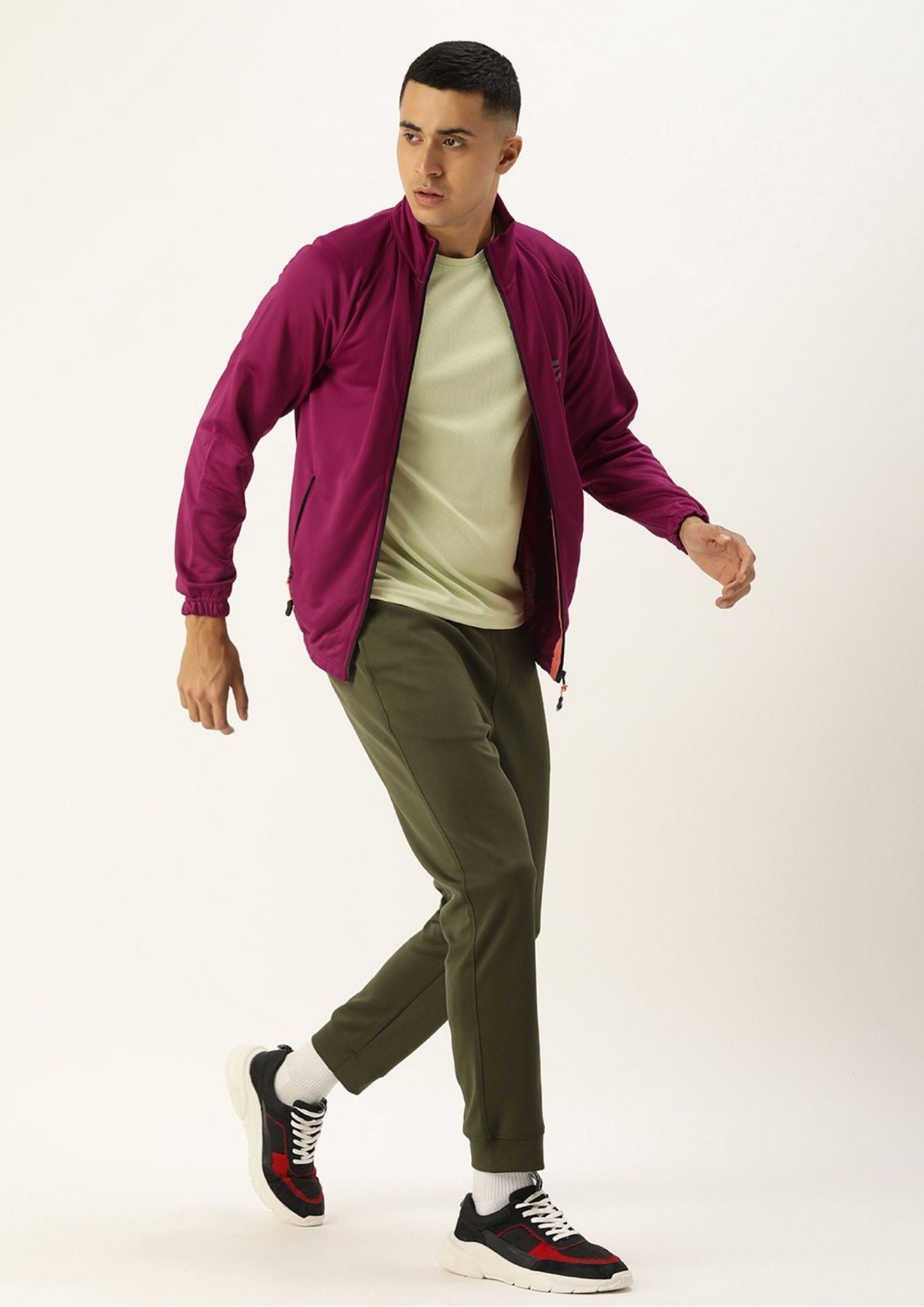 Sports 52 Wear Men's Definitive Outerwear Jacket – Bold Structure & Weather Protection