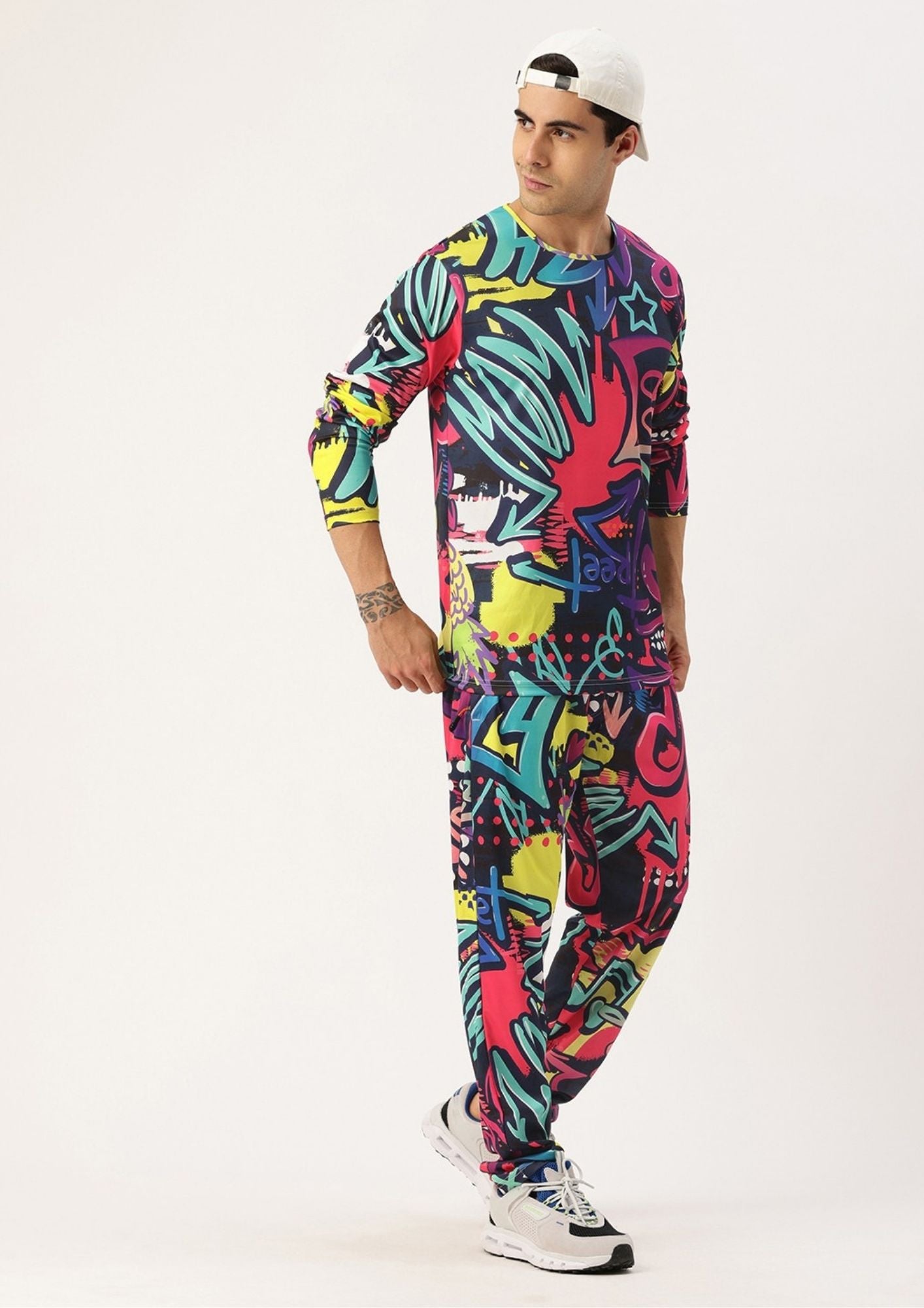 SPORTS 52 WEAR Men's Coordinating Premium Tracksuit – Cohesive Style & Supreme Ease