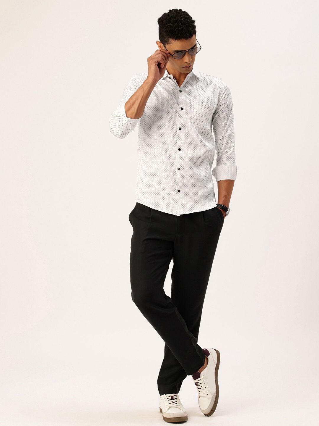FIFTY TWO Men's Signature Button-Down Shirt – Impeccable Tailoring & Sharp Aesthetics