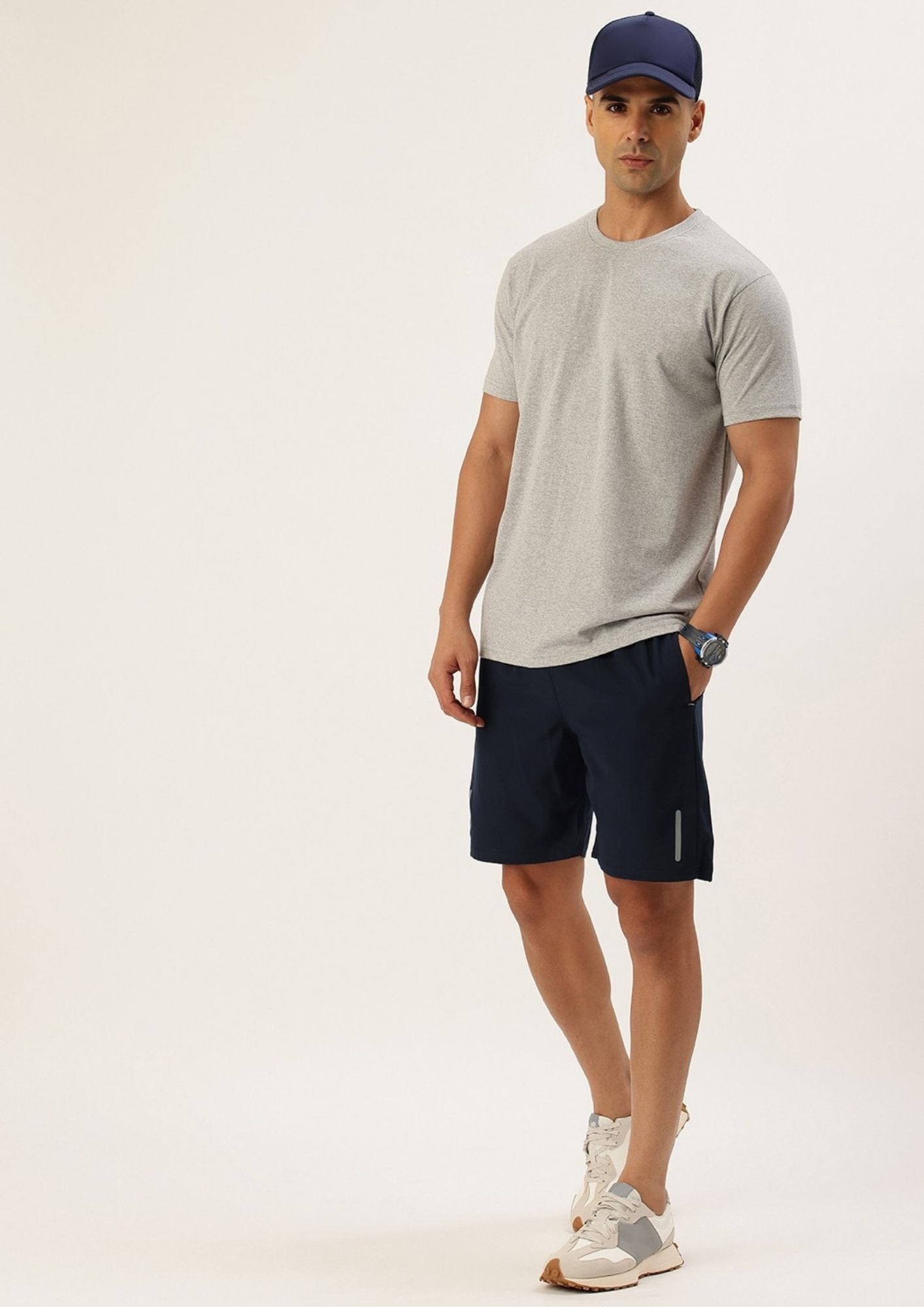 FIFTY TWO Men's Essential Casual Shorts – Laid-back Comfort for Warm Days