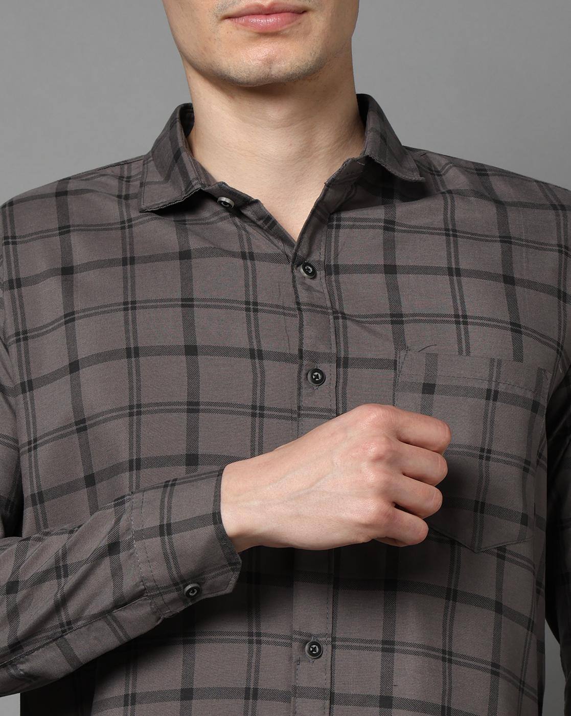 FIFTY TWO Men's Signature Button-Down Shirt – Impeccable Tailoring & Sharp Aesthetics