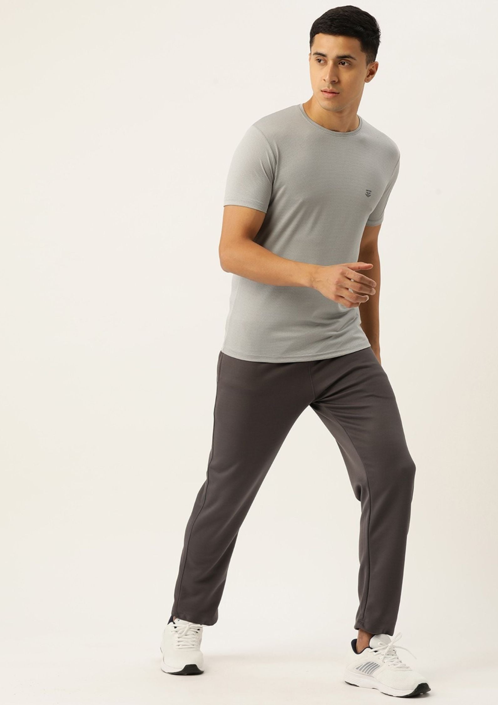 Sports 52 Wear Men T-Shirt - SPORTS 52 WEAR