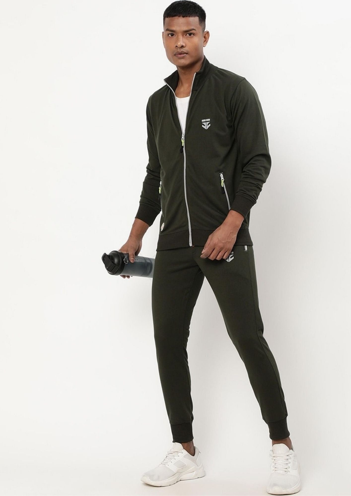 SPORTS 52 WEAR Men's Coordinating Premium Tracksuit – Cohesive Style & Supreme Ease