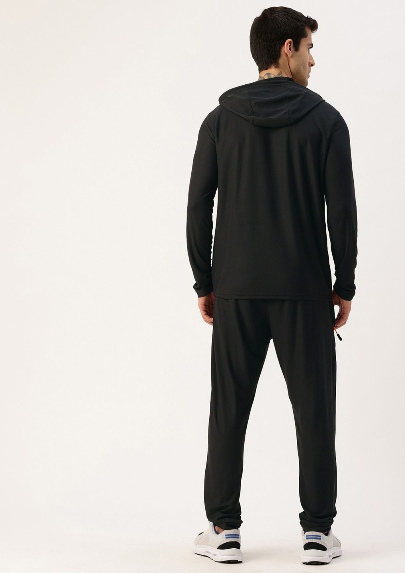 SPORTS 52 WEAR Men's Coordinating Premium Tracksuit – Cohesive Style & Supreme Ease