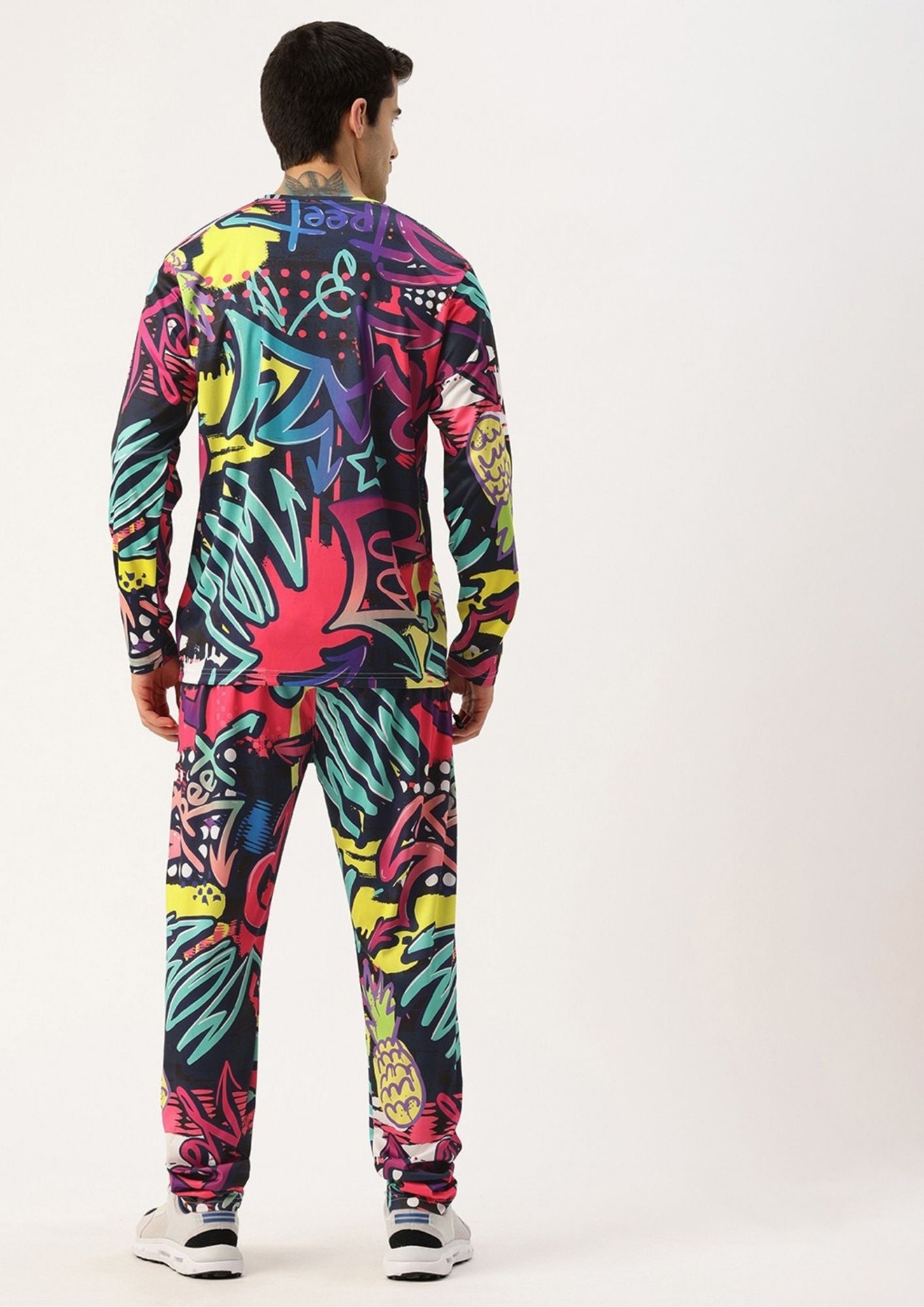 SPORTS 52 WEAR Men's Coordinating Premium Tracksuit – Cohesive Style & Supreme Ease