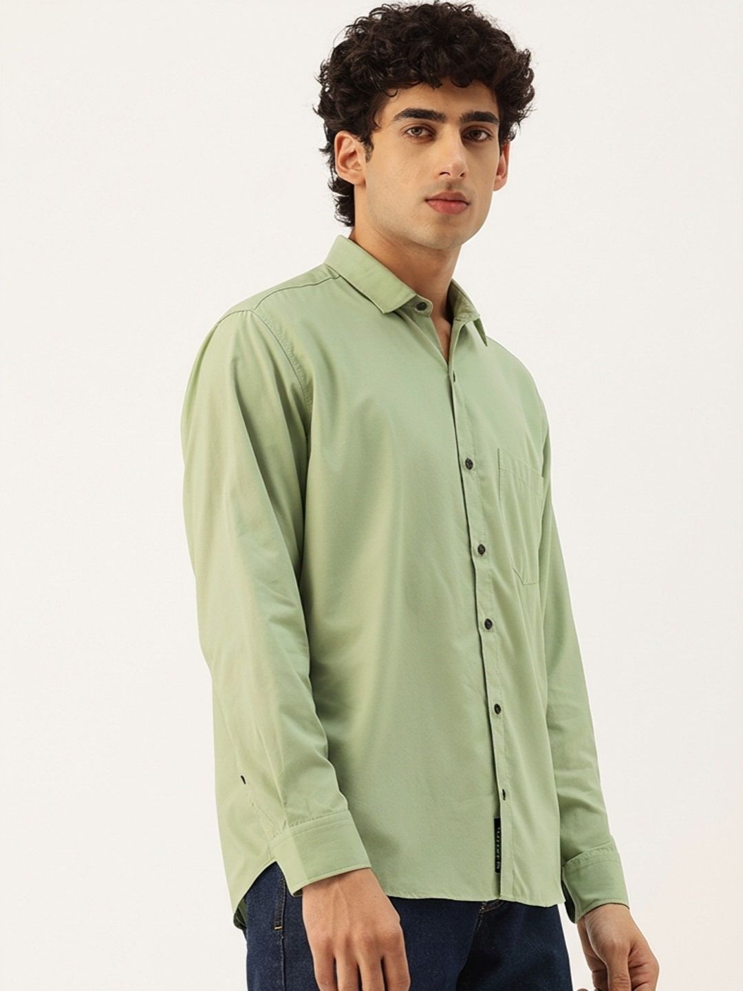 FIFTY TWO Men's Signature Button-Down Shirt – Impeccable Tailoring & Sharp Aesthetics