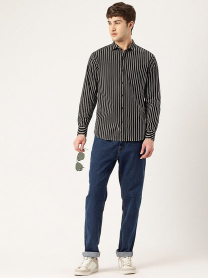 FIFTY TWO Men's Signature Button-Down Shirt – Impeccable Tailoring & Sharp Aesthetics