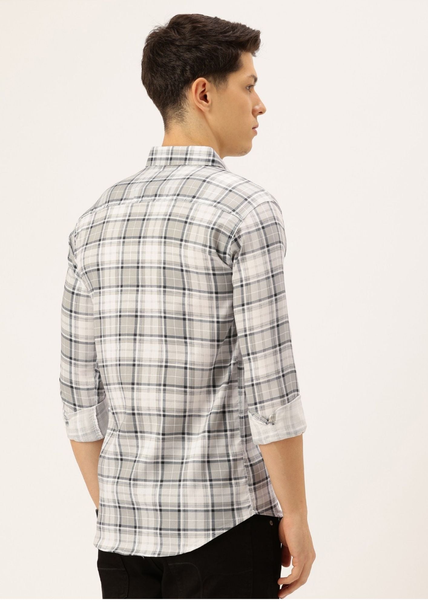 FIFTY TWO Men's Signature Button-Down Shirt – Impeccable Tailoring & Sharp Aesthetics