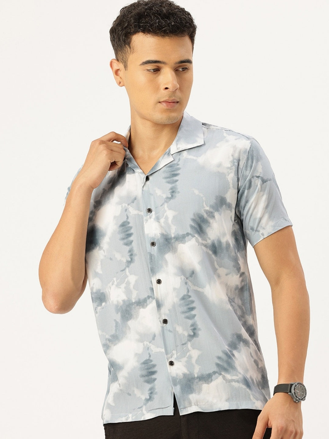 FIFTY TWO Men's Signature Button-Down Shirt – Impeccable Tailoring & Sharp Aesthetics
