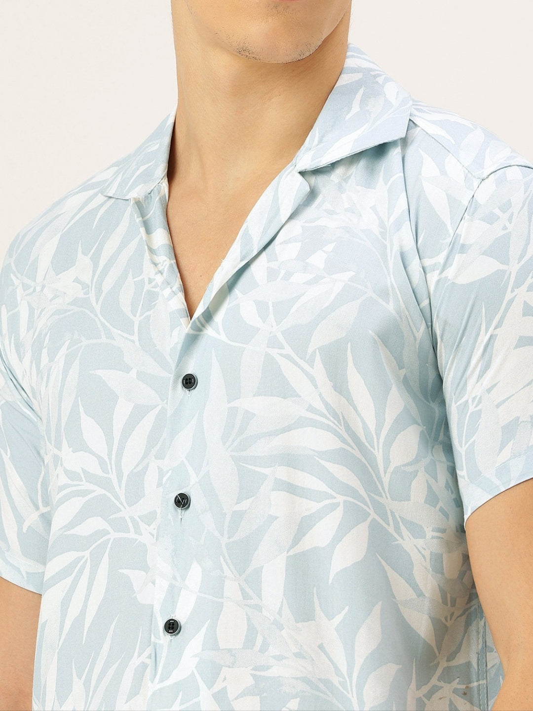 FIFTY TWO Men's Signature Button-Down Shirt – Impeccable Tailoring & Sharp Aesthetics