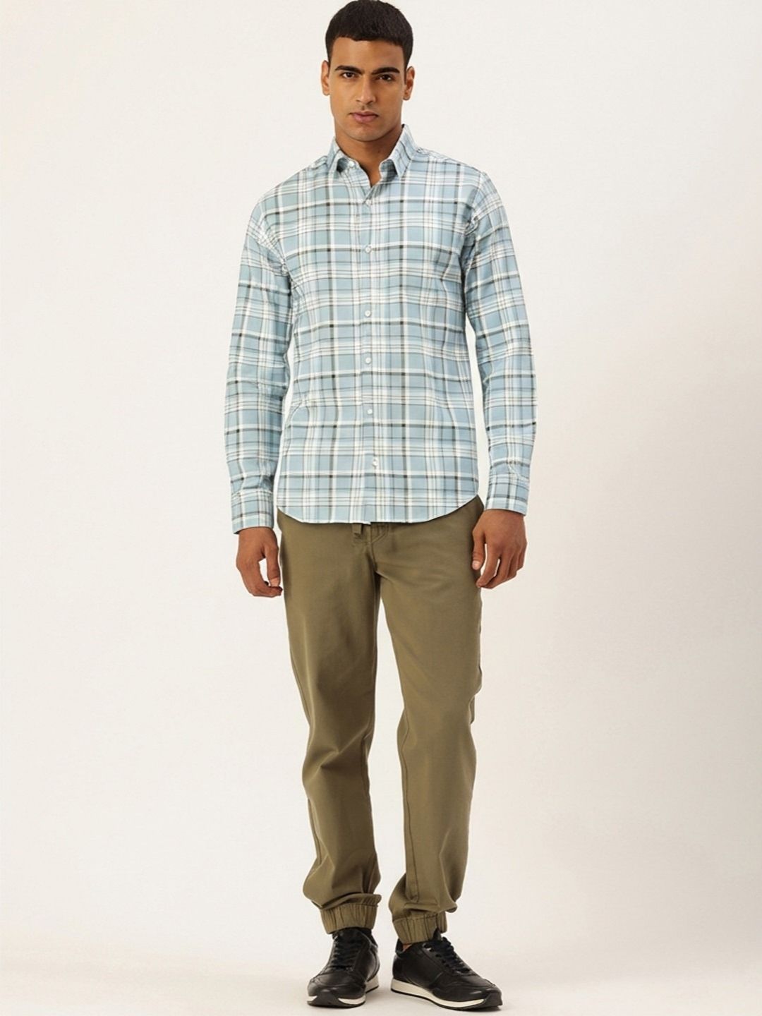FIFTY TWO Men's Signature Button-Down Shirt – Impeccable Tailoring & Sharp Aesthetics