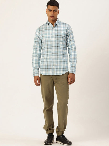 FIFTY TWO Men's Signature Button-Down Shirt – Impeccable Tailoring & Sharp Aesthetics