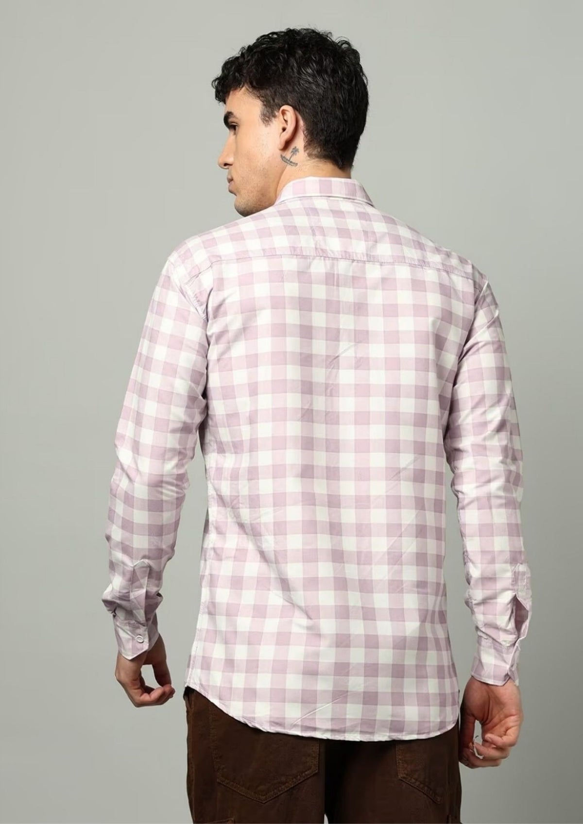 FIFTY TWO Men's Signature Button-Down Shirt – Impeccable Tailoring & Sharp Aesthetics