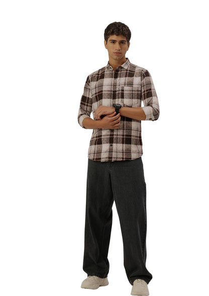 FIFTY TWO Men's Signature Button-Down Shirt – Impeccable Tailoring & Sharp Aesthetics