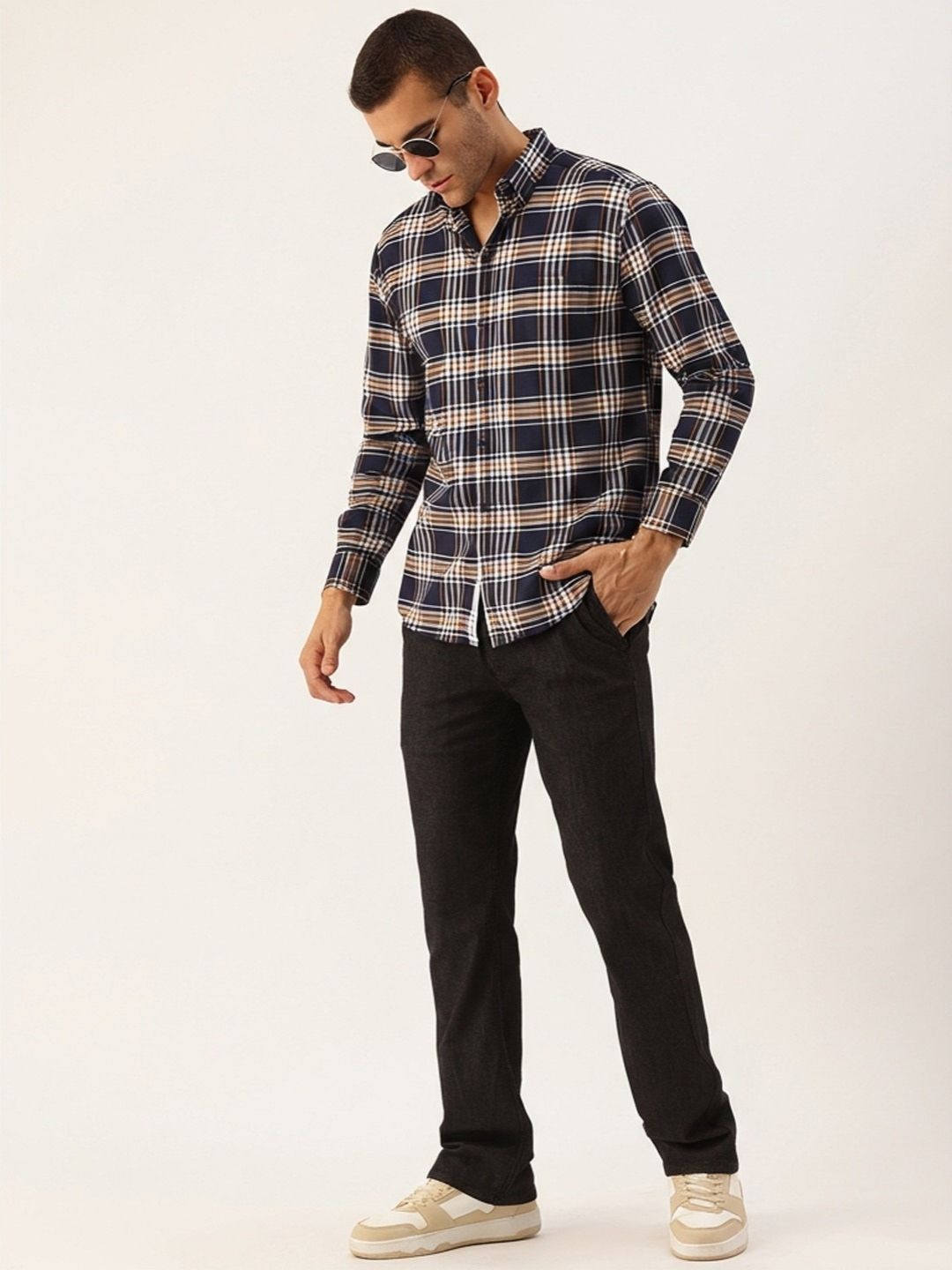 FIFTY TWO Men's Signature Button-Down Shirt – Impeccable Tailoring & Sharp Aesthetics