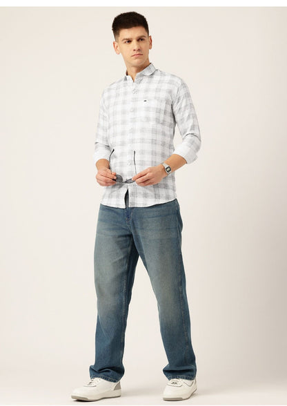 FIFTY TWO Men's Signature Button-Down Shirt – Impeccable Tailoring & Sharp Aesthetics