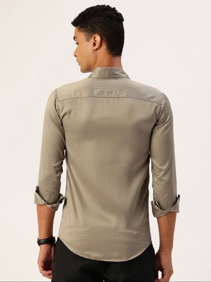 FIFTY TWO Men's Signature Button-Down Shirt – Impeccable Tailoring & Sharp Aesthetics