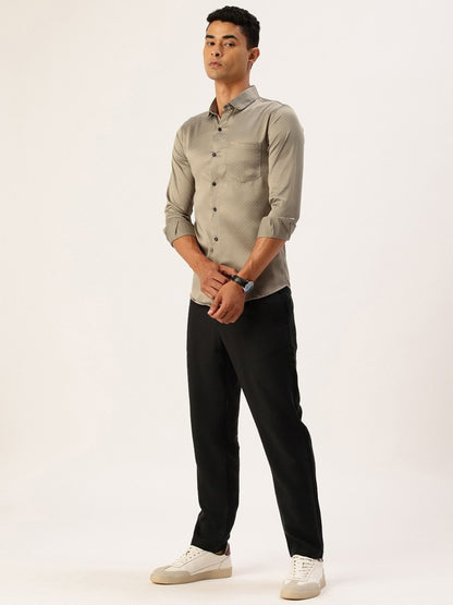 FIFTY TWO Men's Signature Button-Down Shirt – Impeccable Tailoring & Sharp Aesthetics