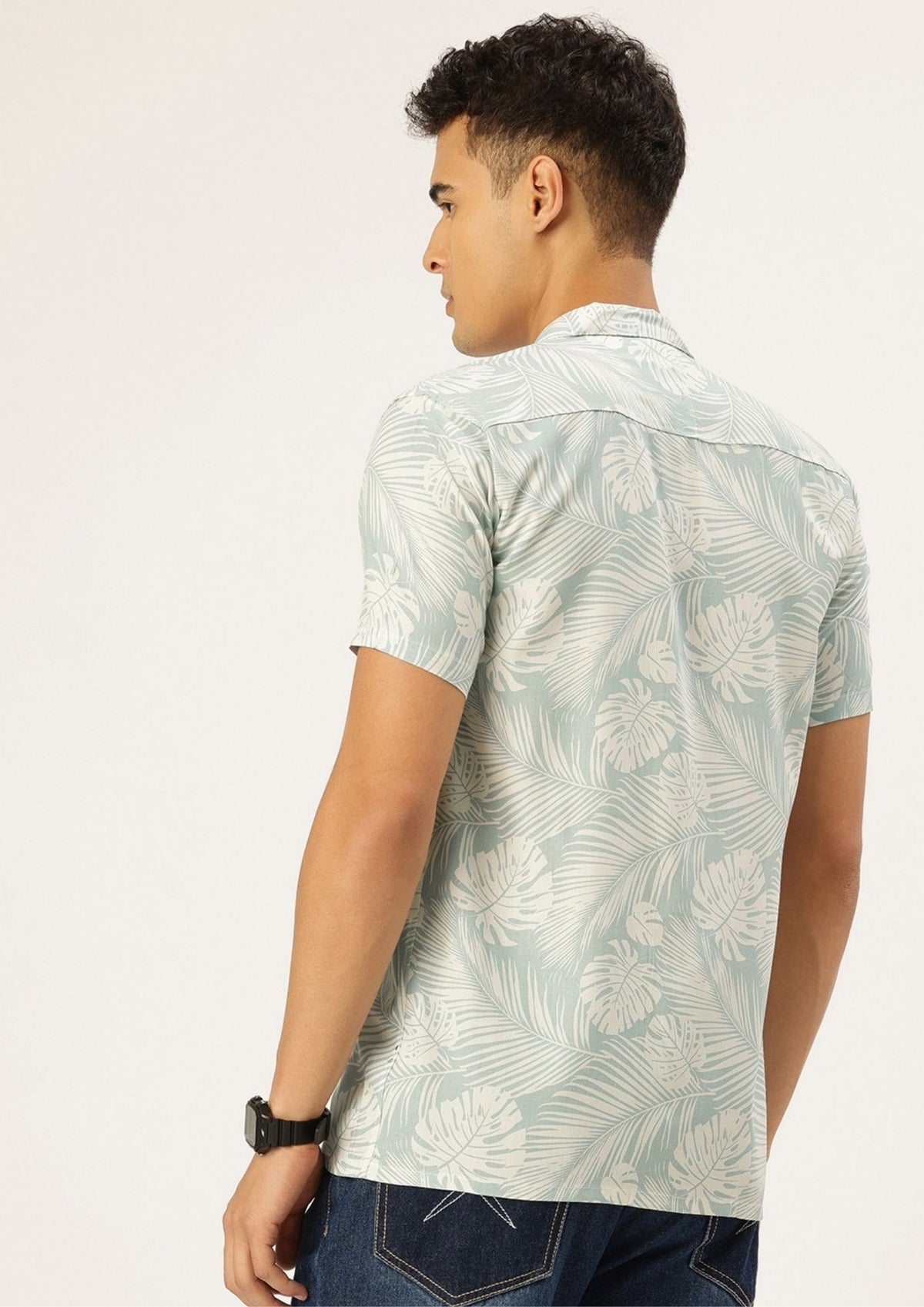FIFTY TWO Men's Signature Button-Down Shirt – Impeccable Tailoring & Sharp Aesthetics