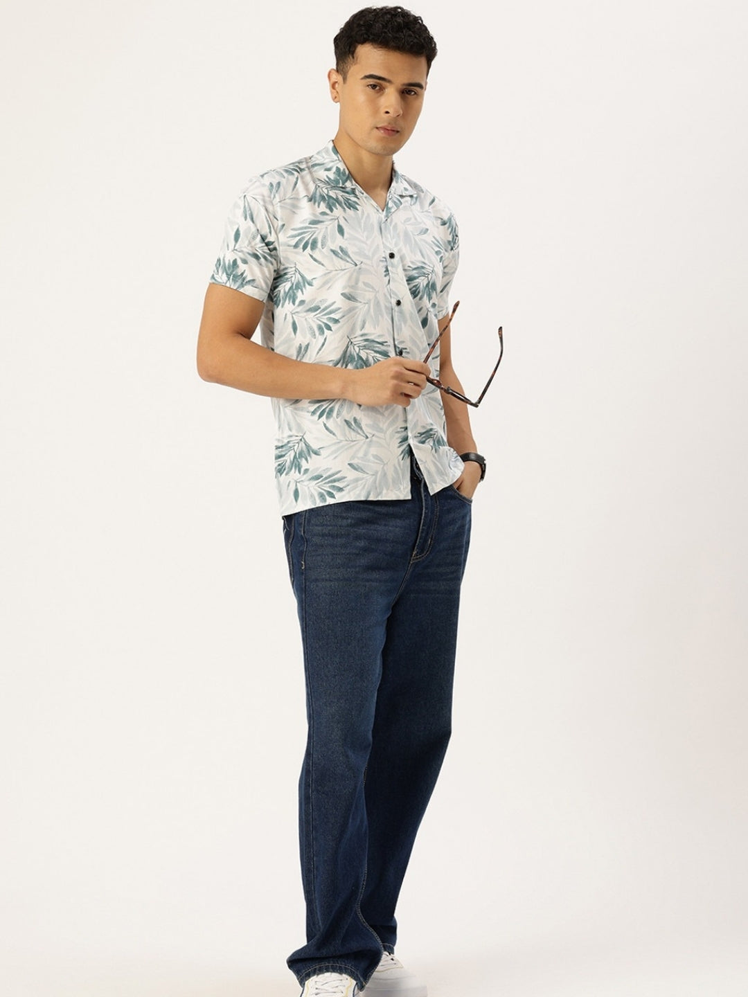 FIFTY TWO Men's Signature Button-Down Shirt – Impeccable Tailoring & Sharp Aesthetics