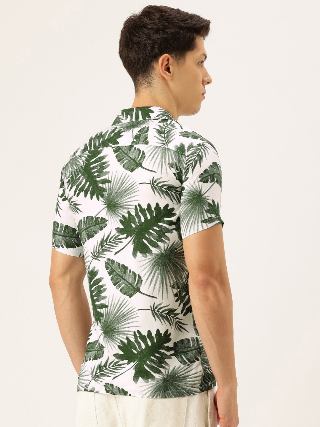 FIFTY TWO Men's Signature Button-Down Shirt – Impeccable Tailoring & Sharp Aesthetics