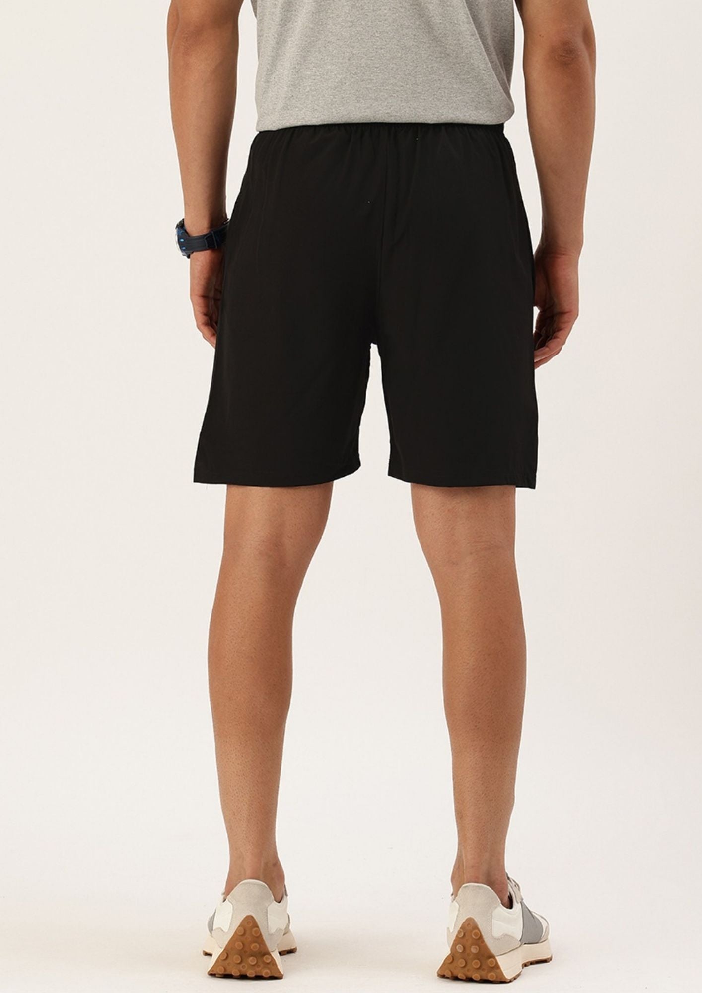 FIFTY TWO Men's Essential Casual Shorts – Laid-back Comfort for Warm Days