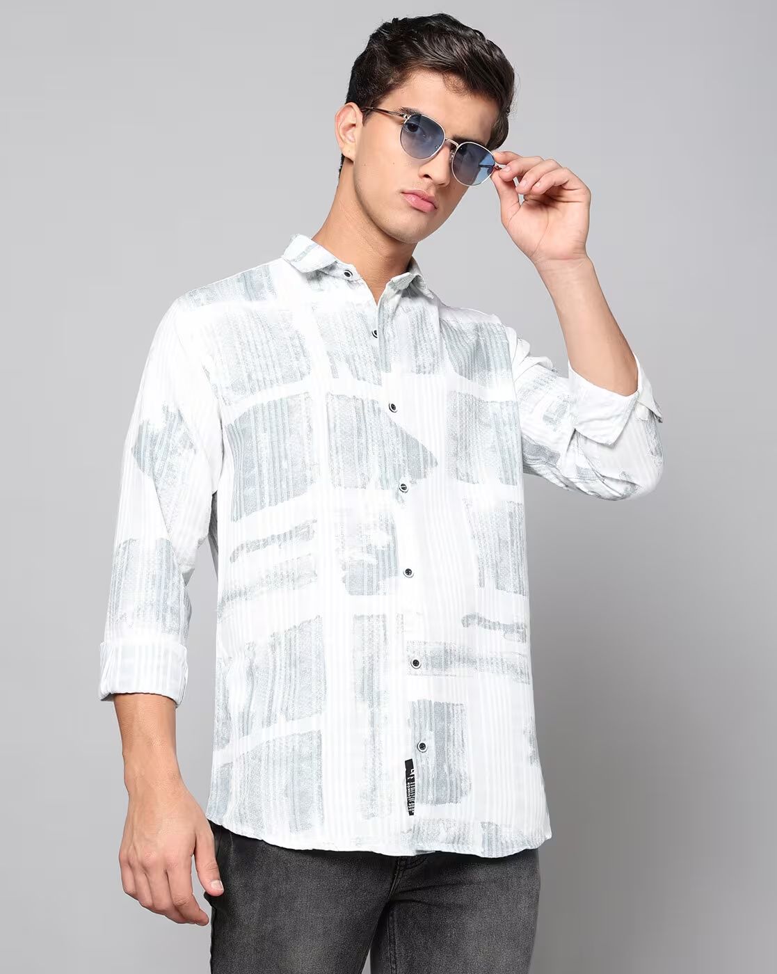FIFTY TWO Men's Signature Button-Down Shirt – Impeccable Tailoring & Sharp Aesthetics
