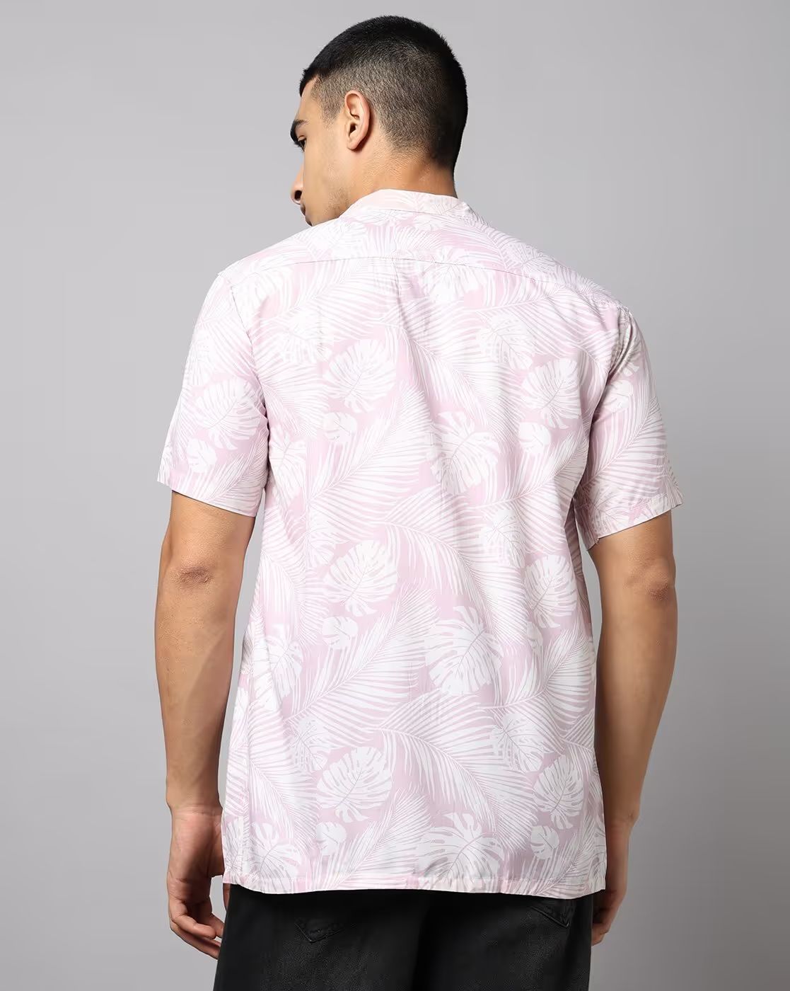 FIFTY TWO Men's Signature Button-Down Shirt – Impeccable Tailoring & Sharp Aesthetics
