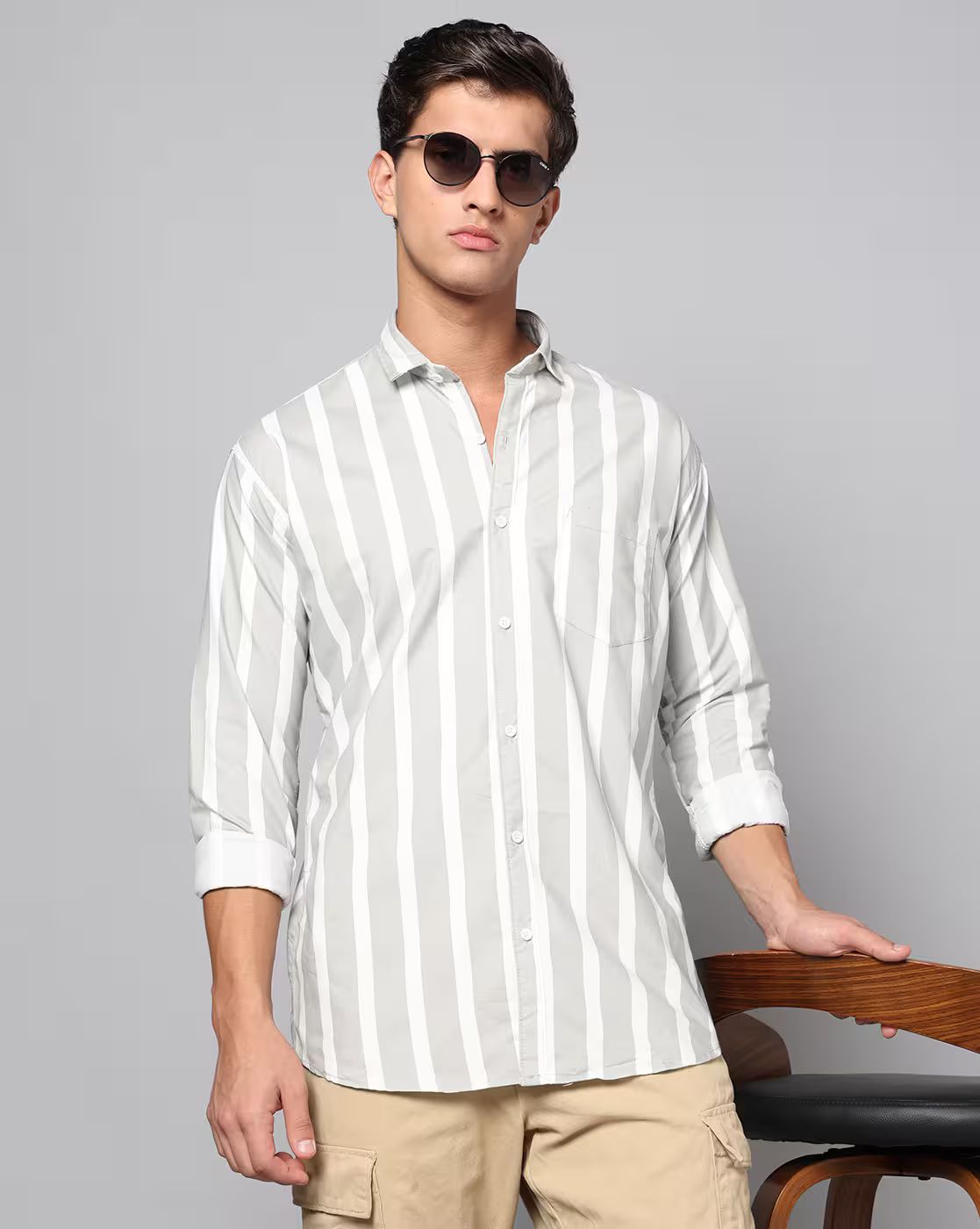 FIFTY TWO Men's Signature Button-Down Shirt – Impeccable Tailoring & Sharp Aesthetics