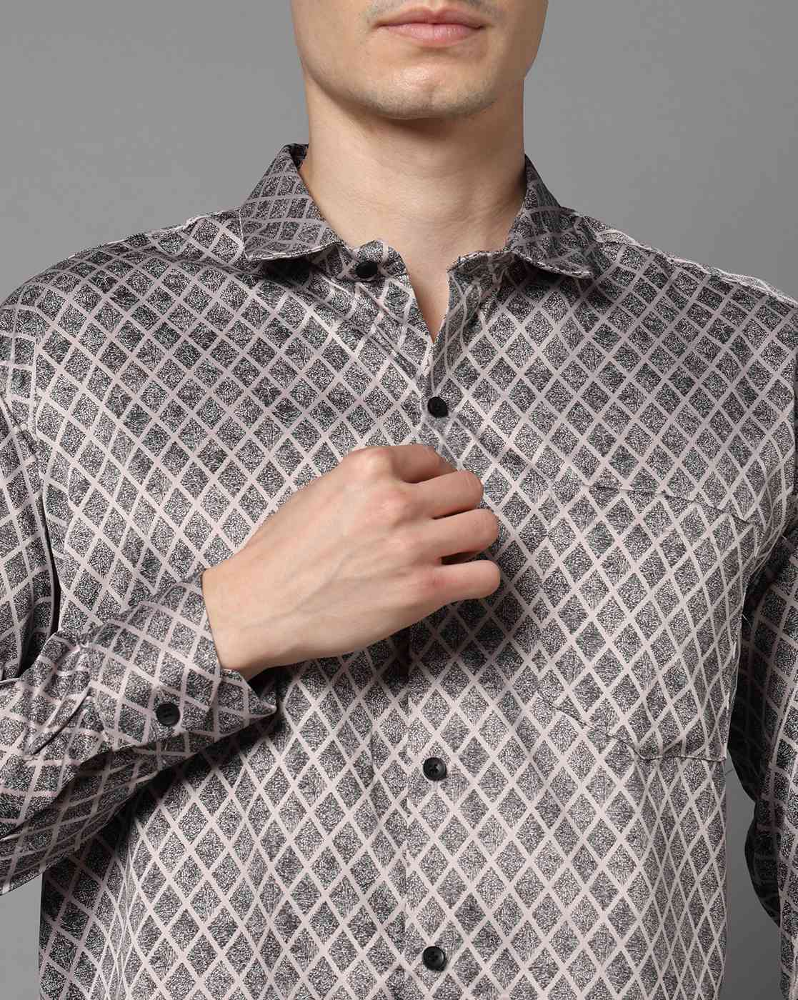 FIFTY TWO Men's Signature Button-Down Shirt – Impeccable Tailoring & Sharp Aesthetics