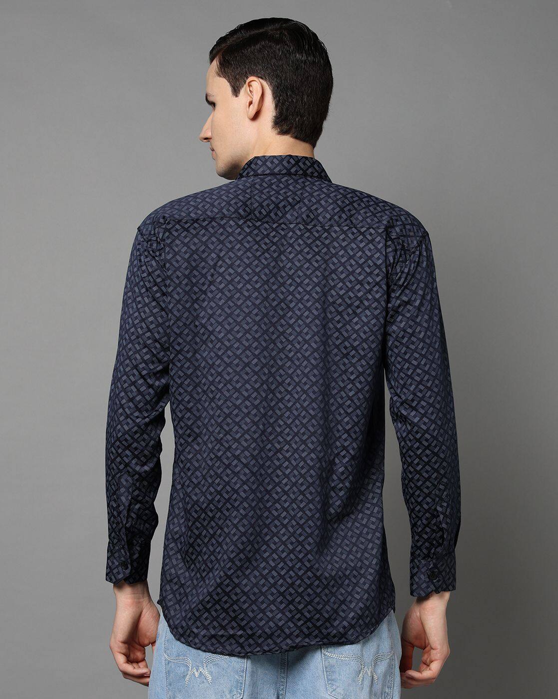 FIFTY TWO Men's Signature Button-Down Shirt – Impeccable Tailoring & Sharp Aesthetics