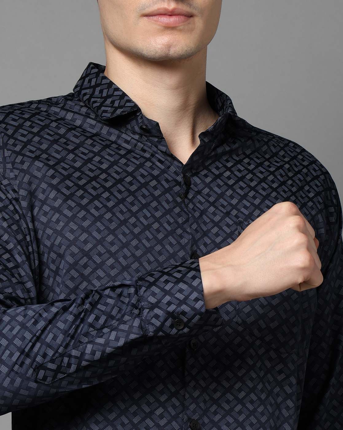 FIFTY TWO Men's Signature Button-Down Shirt – Impeccable Tailoring & Sharp Aesthetics