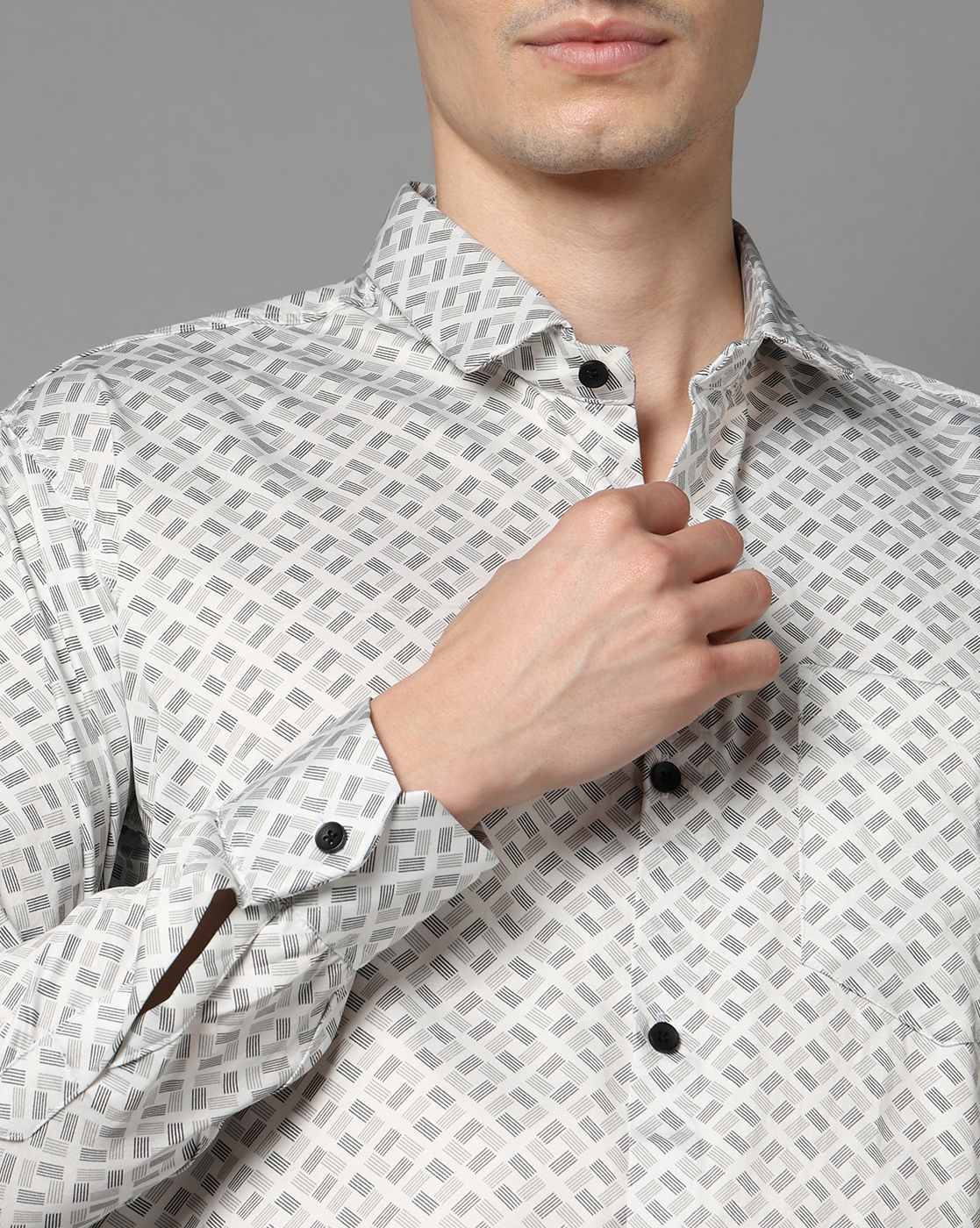 FIFTY TWO Men's Signature Button-Down Shirt – Impeccable Tailoring & Sharp Aesthetics