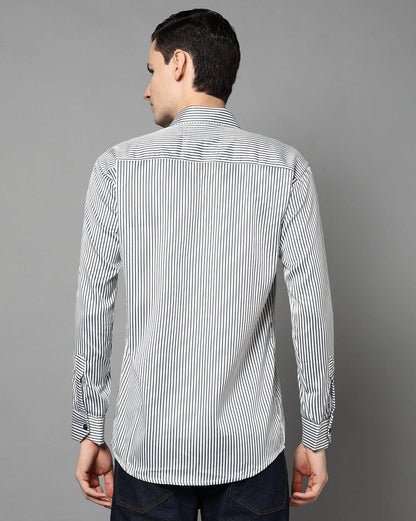 FIFTY TWO Men's Signature Button-Down Shirt – Impeccable Tailoring & Sharp Aesthetics