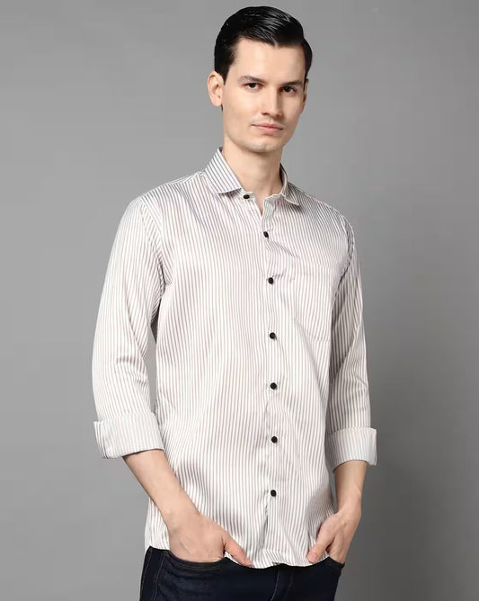 FIFTY TWO Men's Signature Button-Down Shirt – Impeccable Tailoring & Sharp Aesthetics