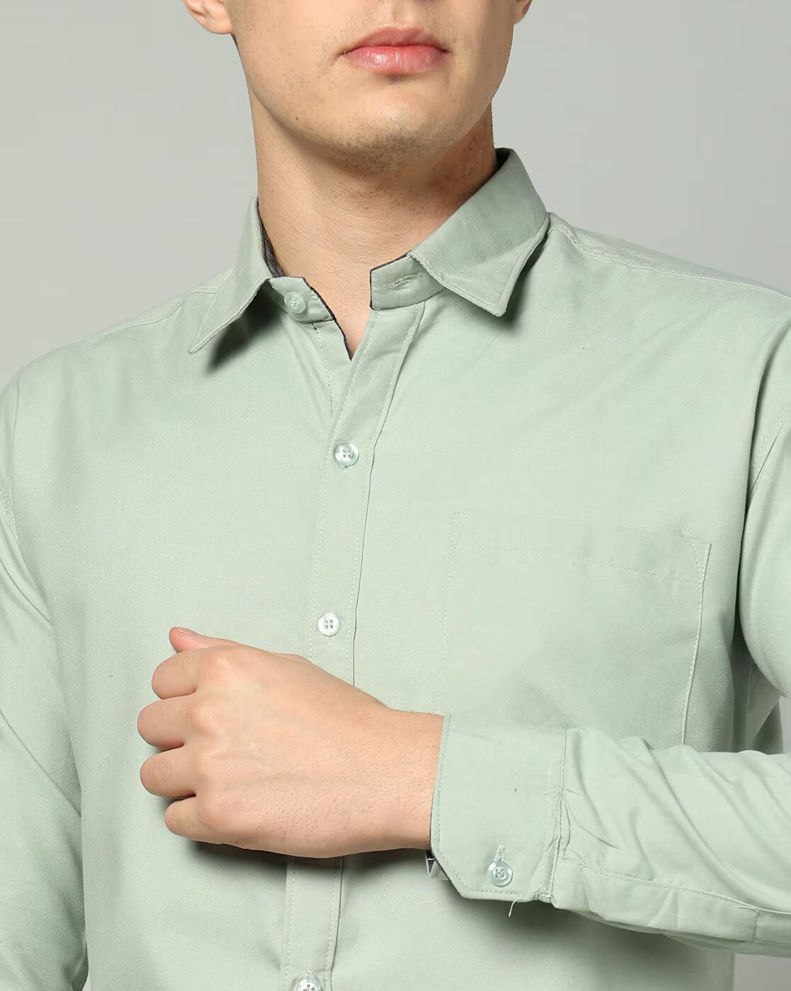 FIFTY TWO Men's Signature Button-Down Shirt – Impeccable Tailoring & Sharp Aesthetics